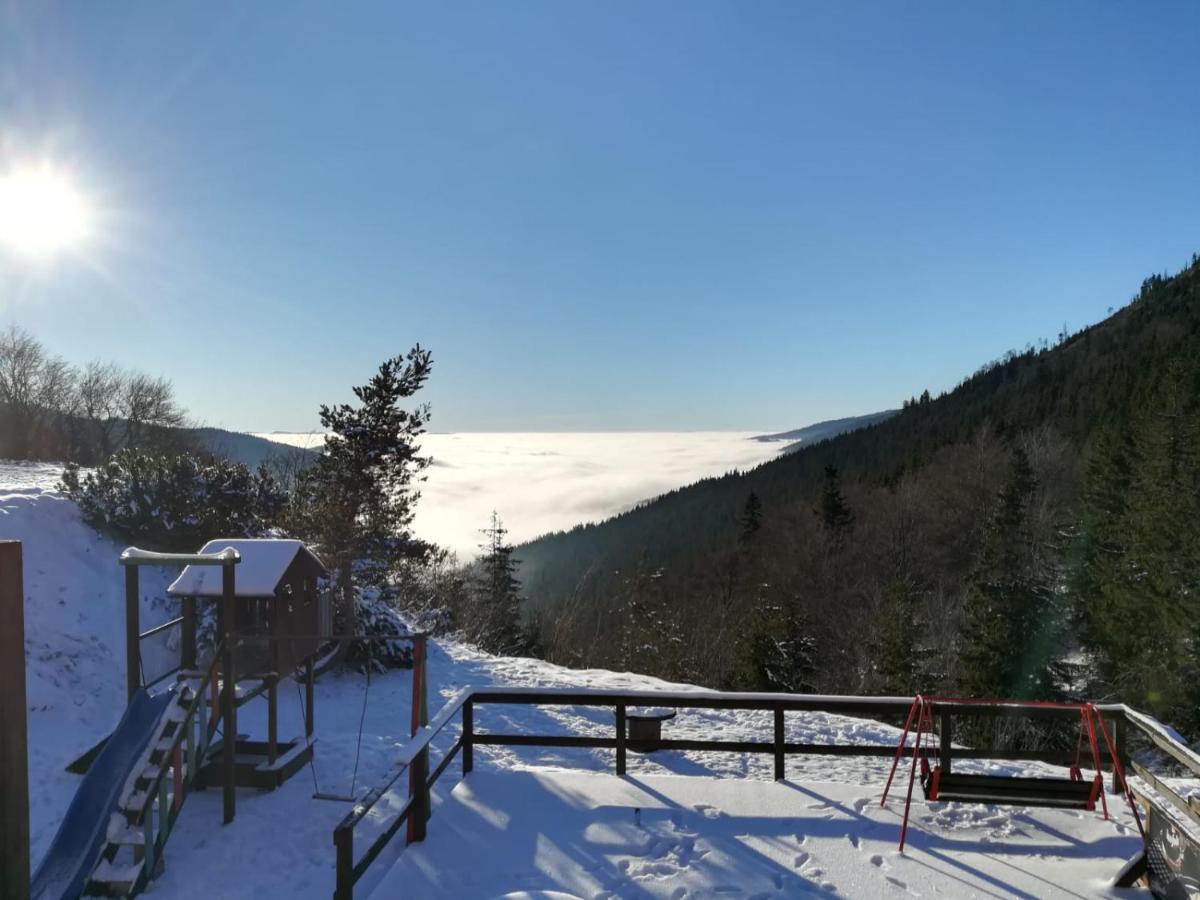 Motorest Ski Certovica Vyšná Boca Esterno foto
